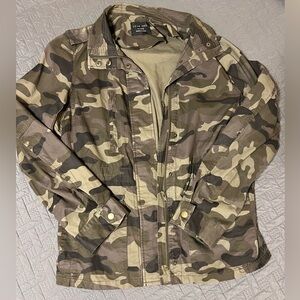 Love Tree Camouflage Jacket